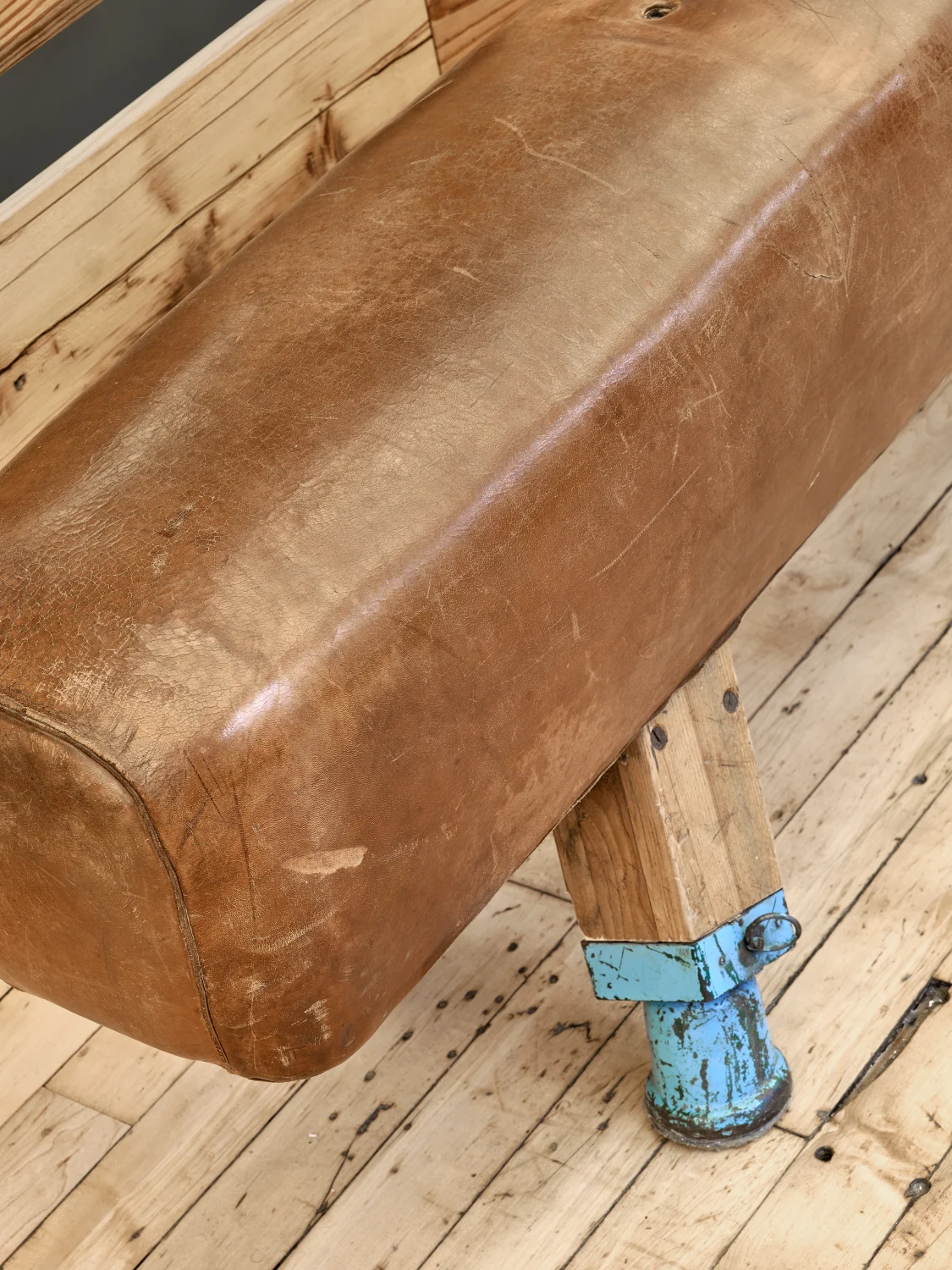 pommel horse, wood, leather, brown, metal