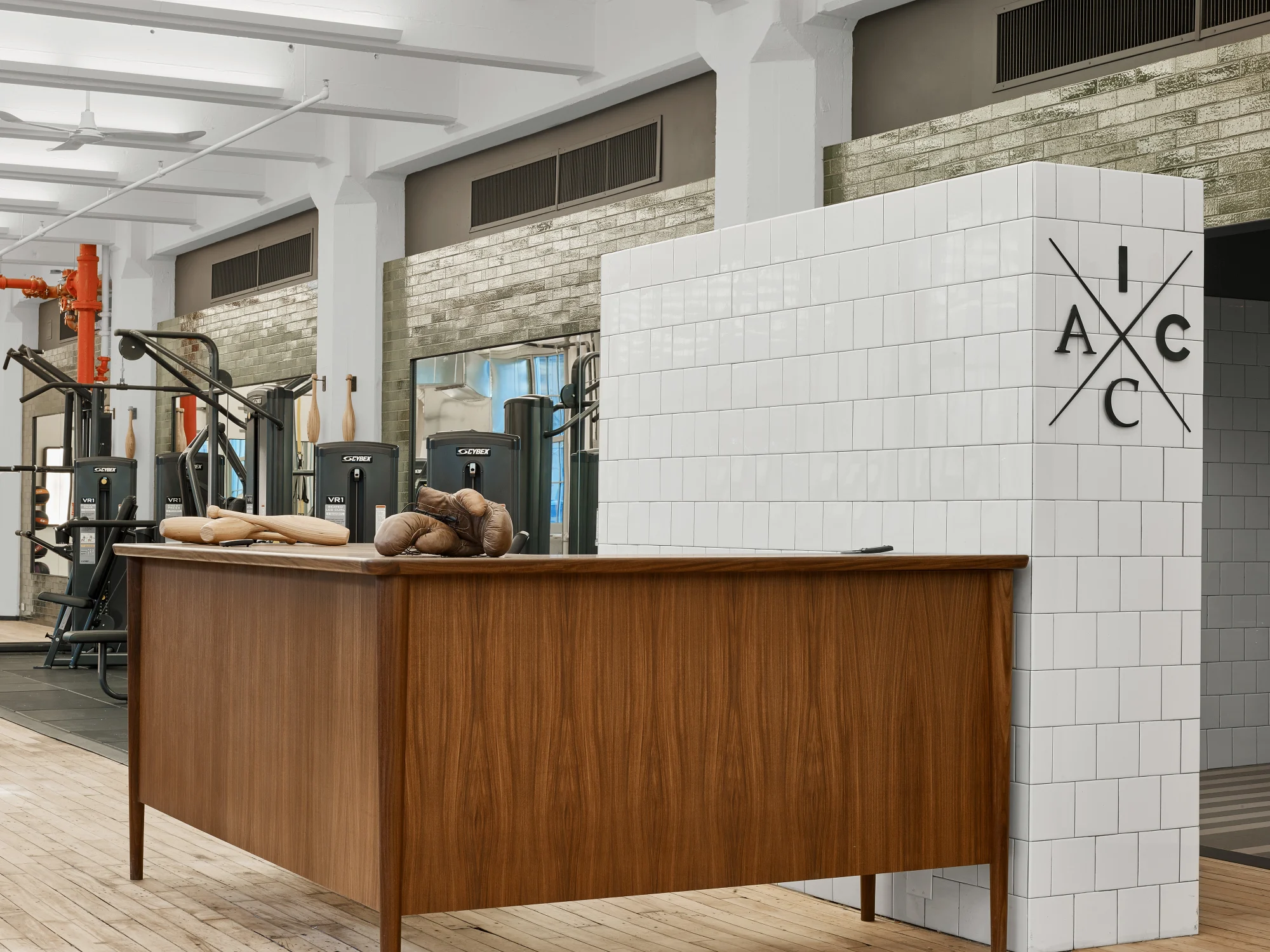 reception, desk, wood, white tile
