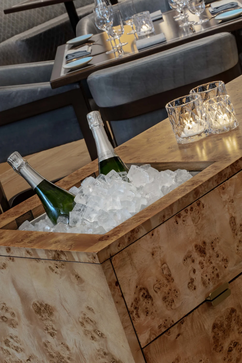champagne, ice, cork, dining