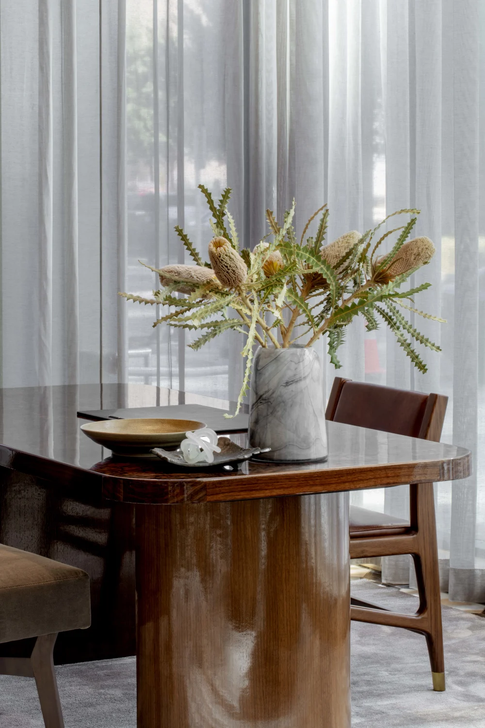 wood table, plants, vase, chairs