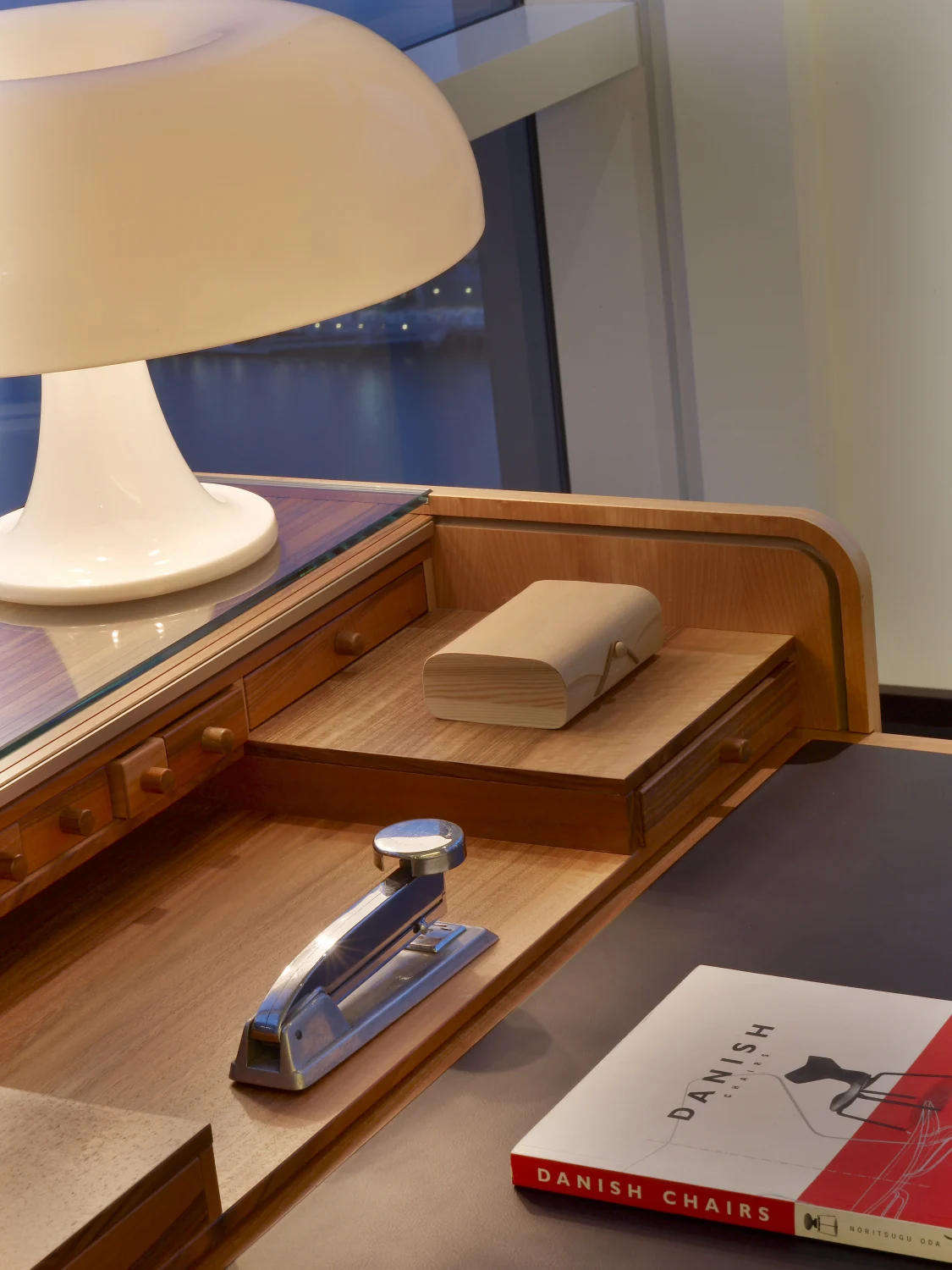 DESK, wood, lamp