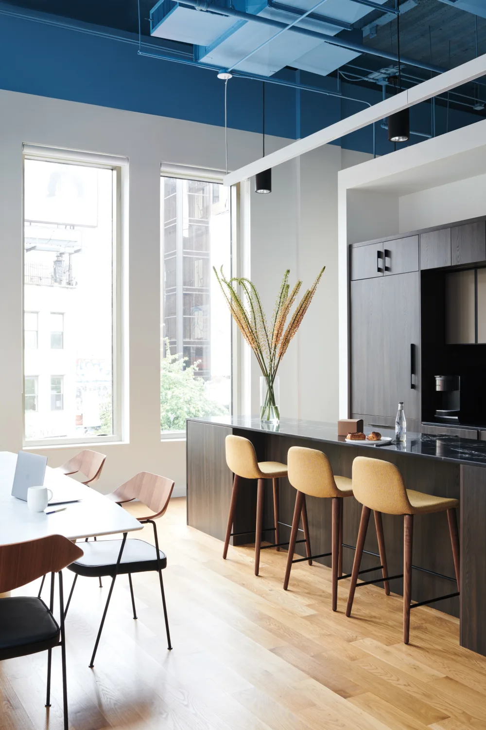 kitchen, island, stools, dining table