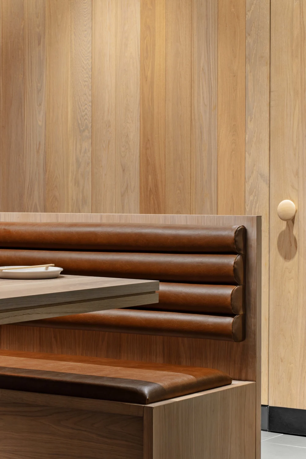 BOOTH DETAILS, leather, table