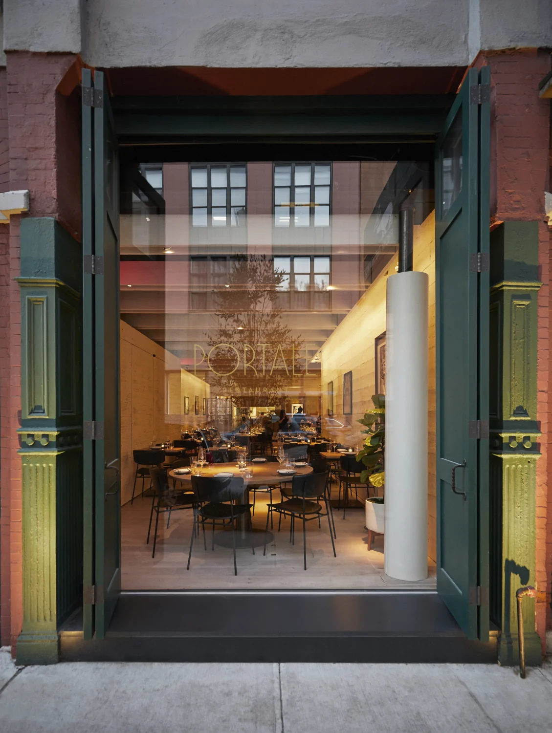 window, portale, green, restaurant