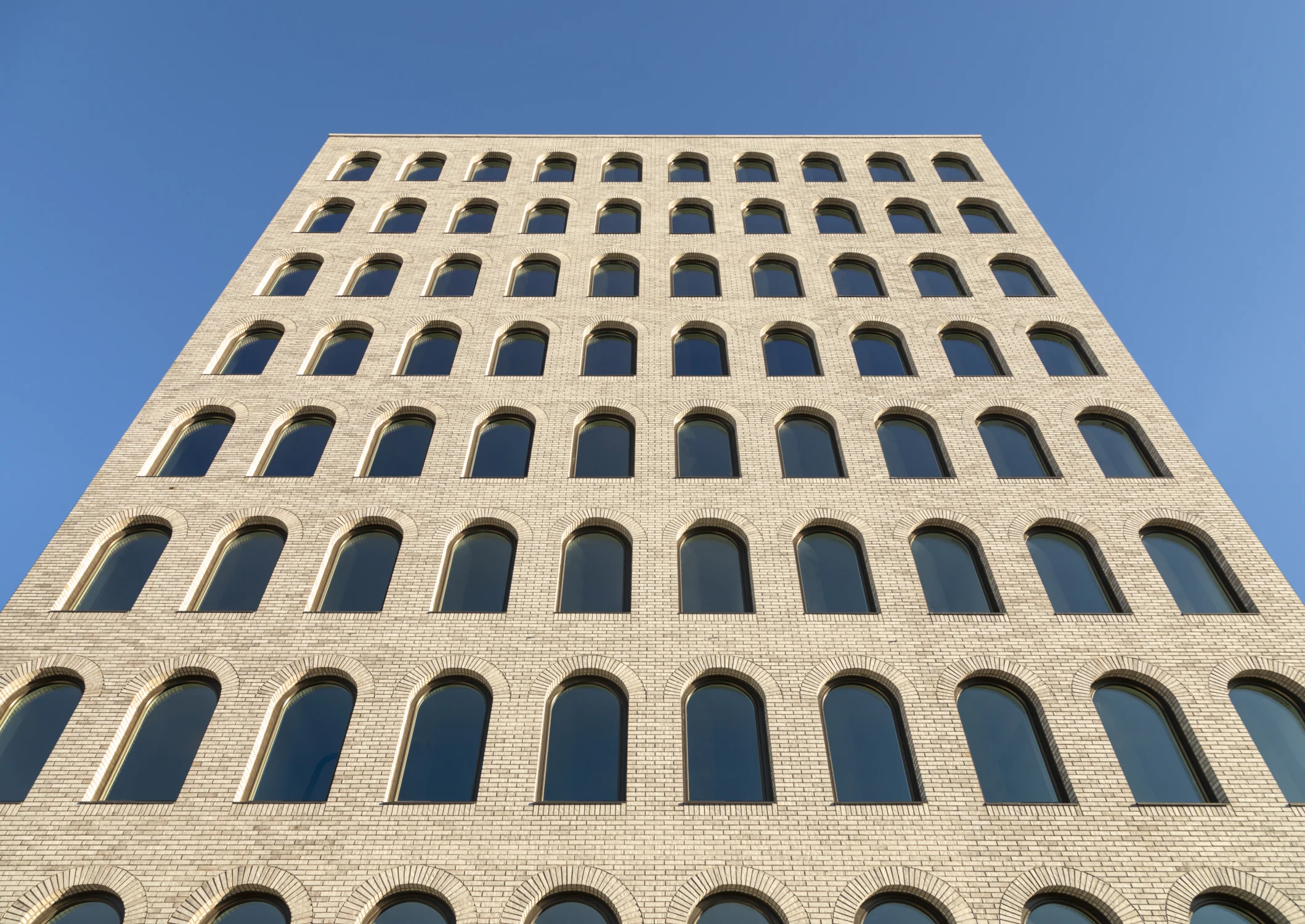 windows, arches, bricks