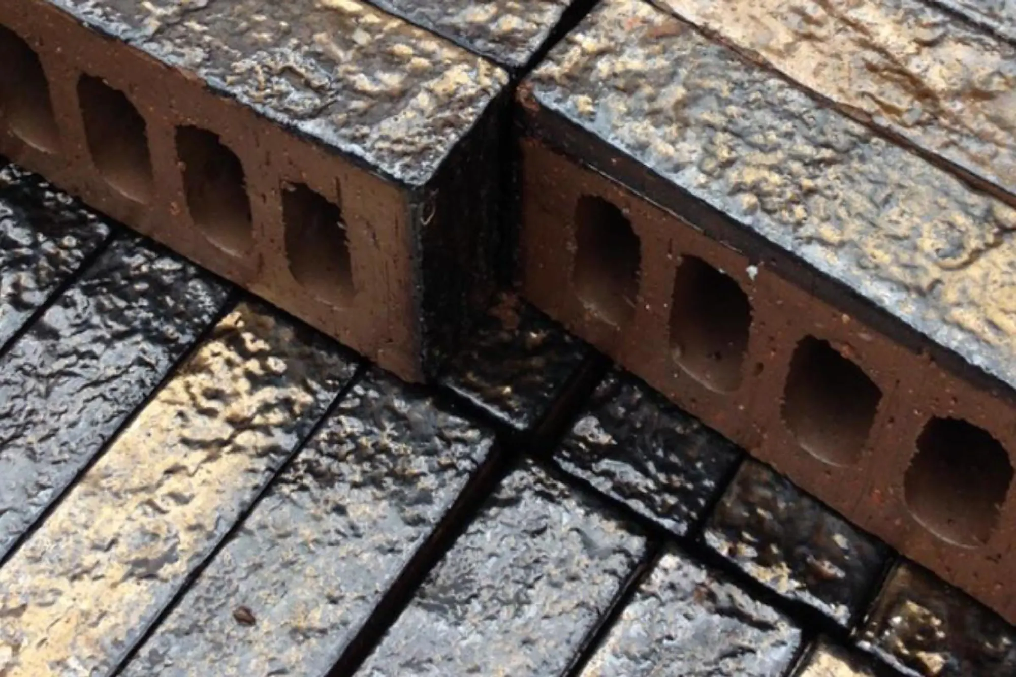 brick, bronze, glazed