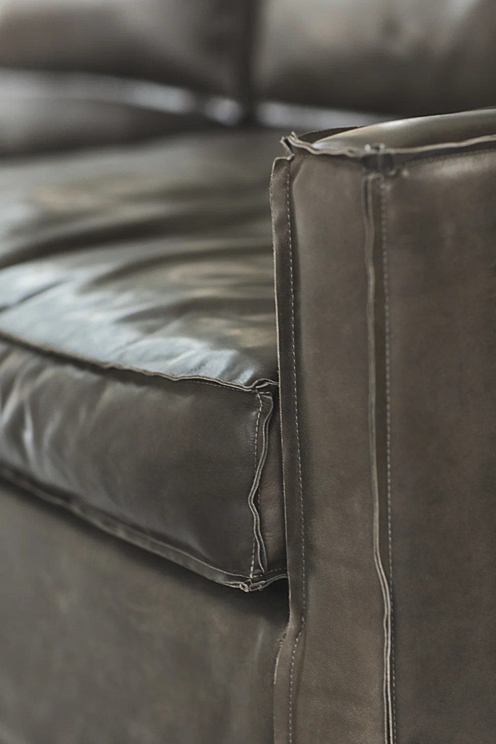 CHAIR, DARK, LEATHER