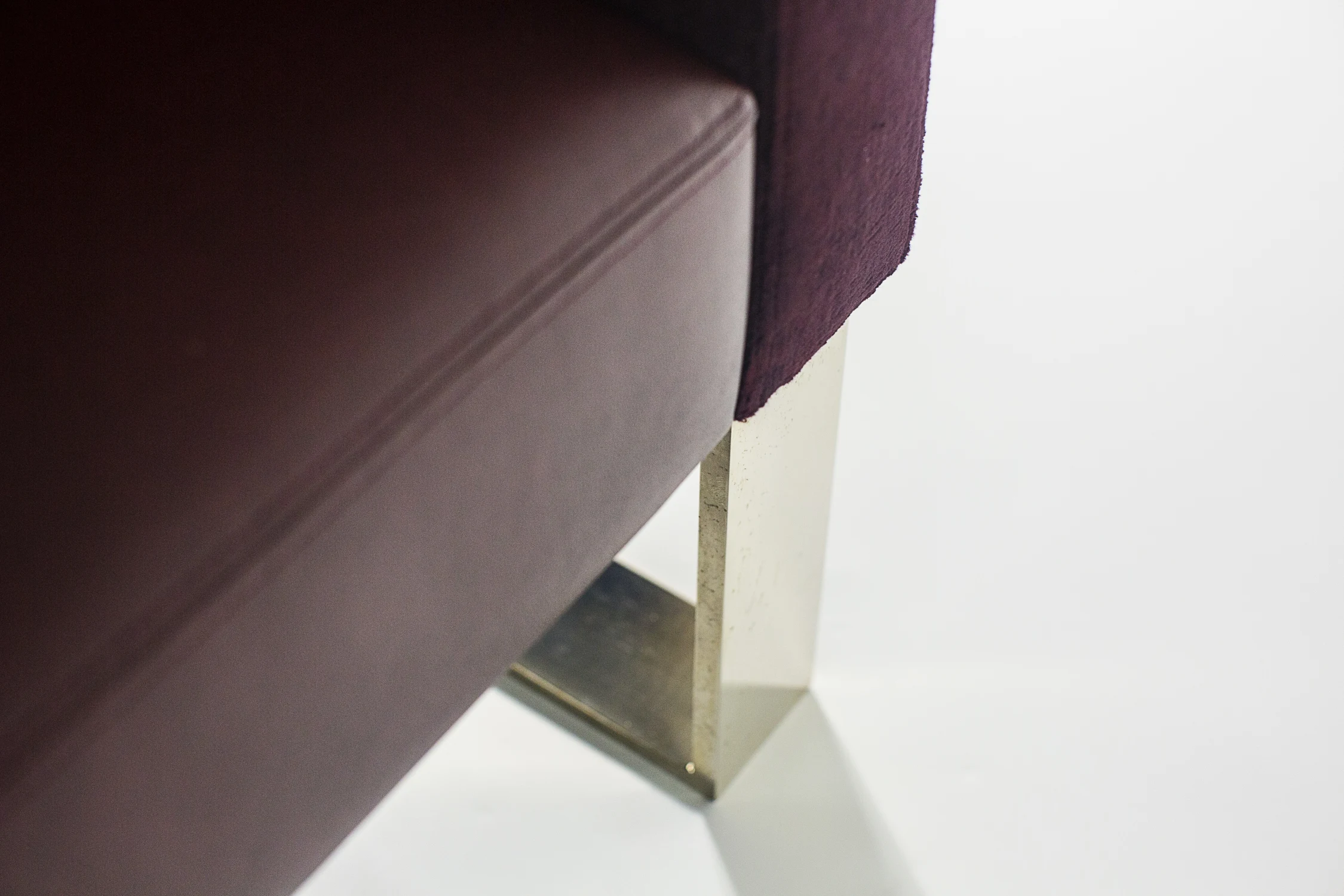 ARM CHAIR, LEG, CHROME, LEATHER, PURPLE