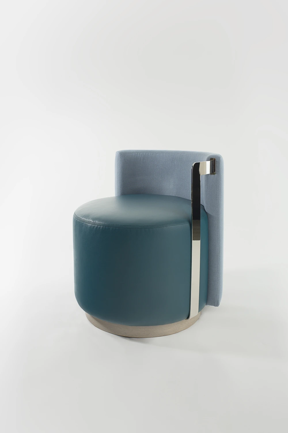 SIDE, BLUE, METAL, HANDLE, LEATHER, POUF