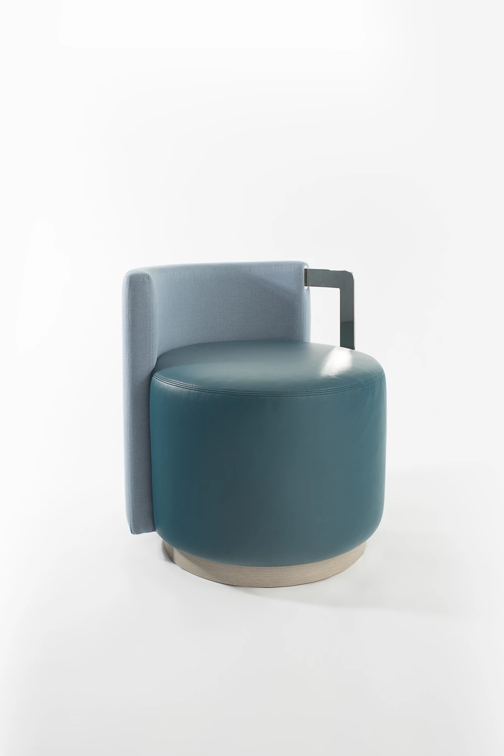 OVERALL, BLUE, METAL, HANDLE, LEATHER, POUF