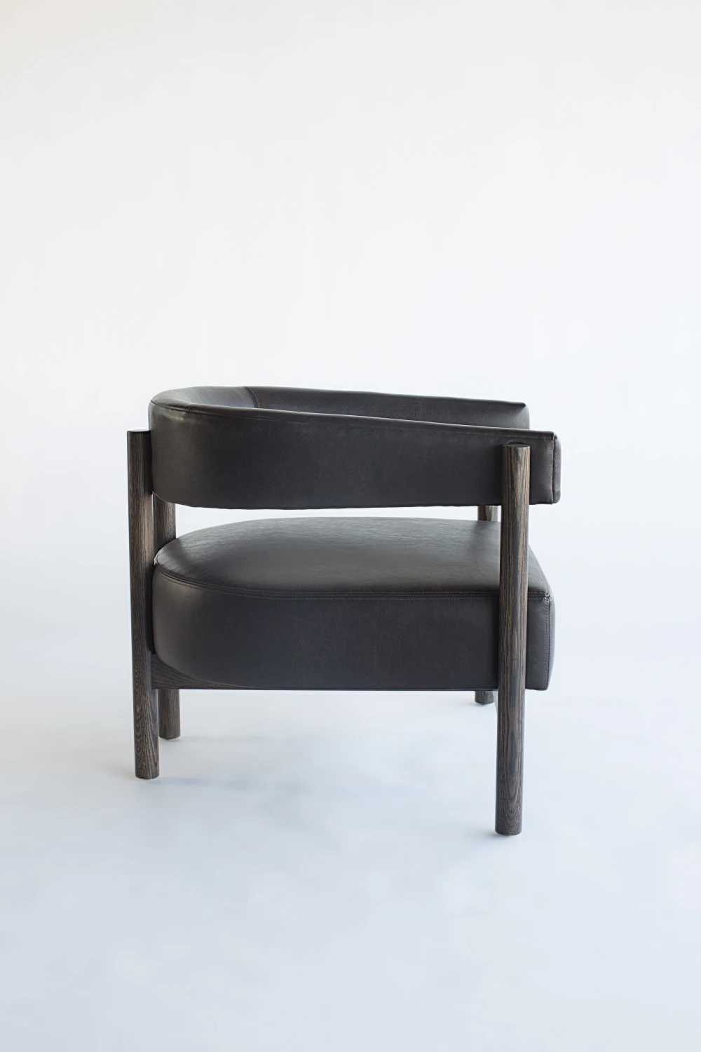 SIDE, DARK,  DOWEL, LOUNGE CHAIR, OAK, LEATHER