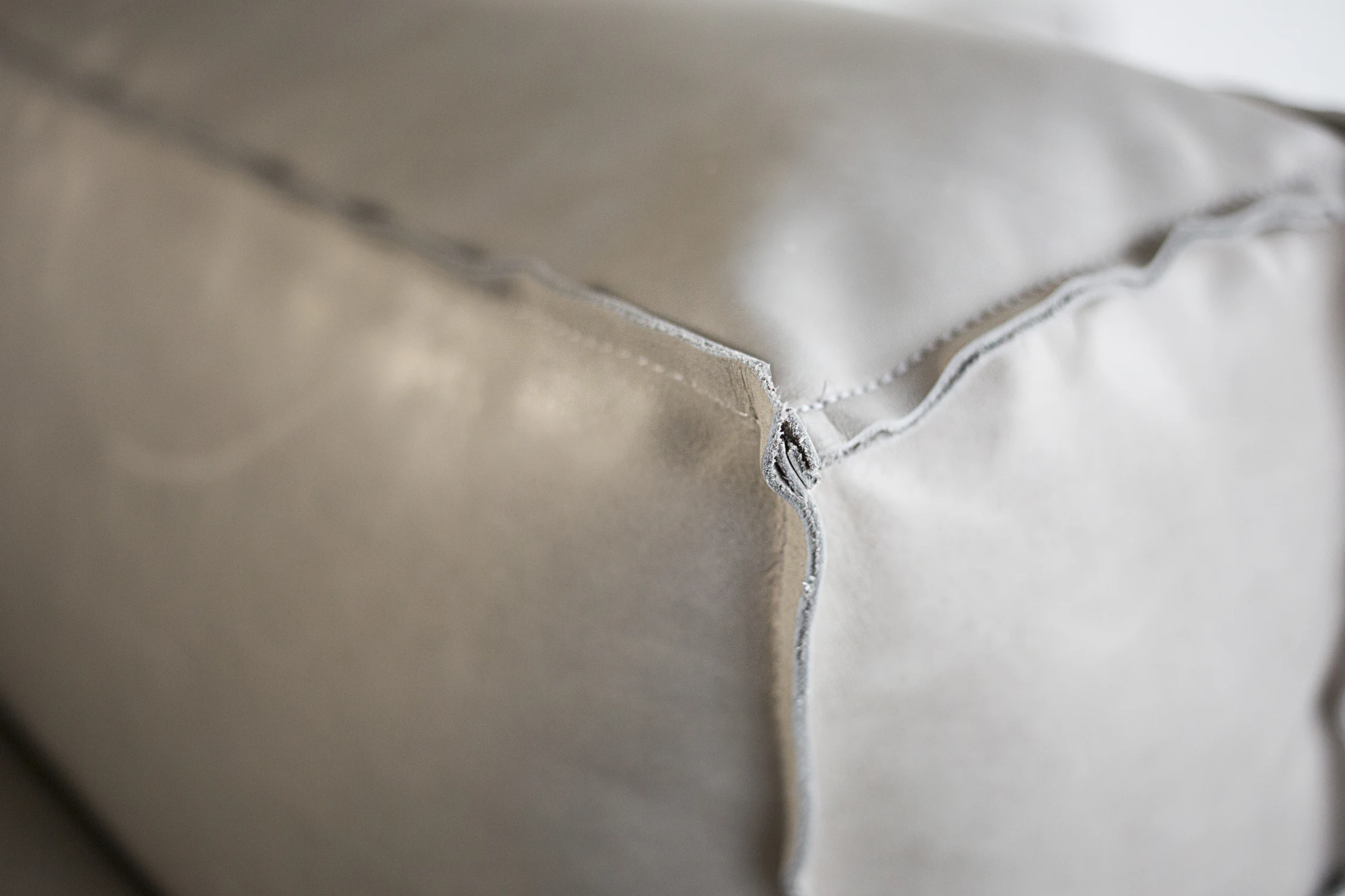 CHAIR, SEAM, DETAIL