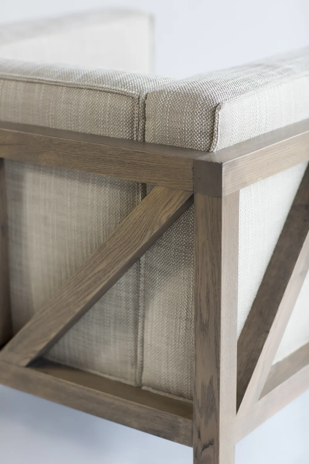CHAIR, DETAIL, CUSHIONS, SEAMS, RECTALINEAR