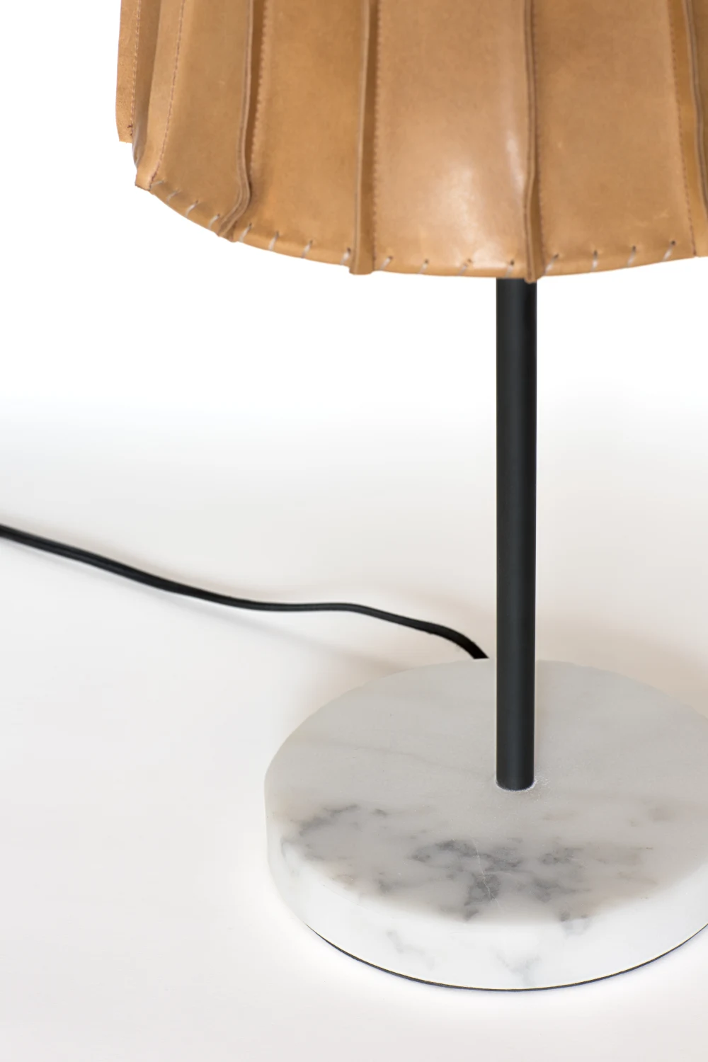 TABLE LAMP, DETAIL, LEATHER, SEAMS, STITCHING