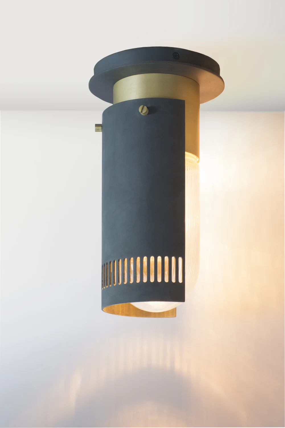 WALL, PERFORATED, PENDANT, BRASS