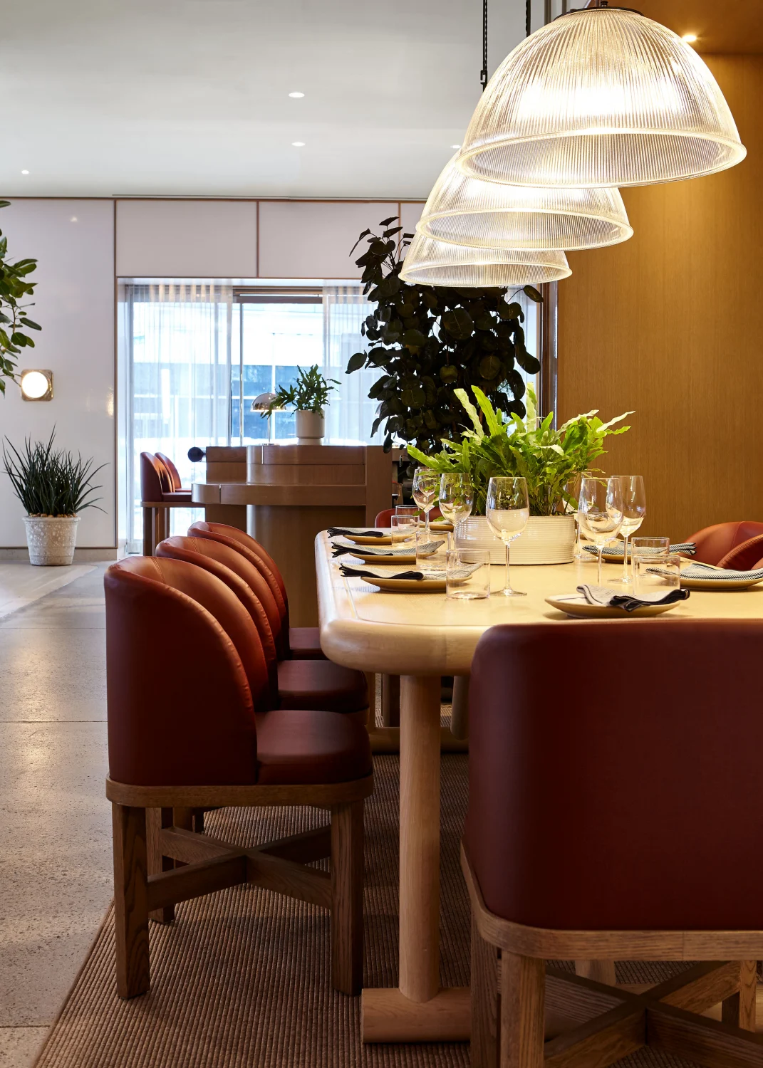 DINING CHAIR, LEATHER, OAK, RED, RESTAURANT