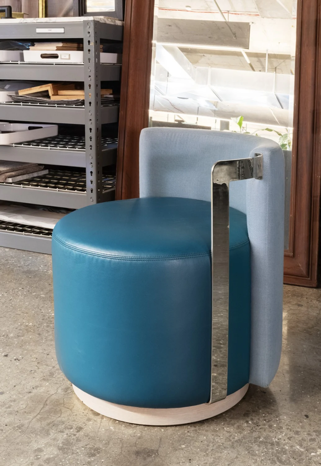 GUESTROOM, BLUE, METAL, HANDLE, LEATHER, POUF