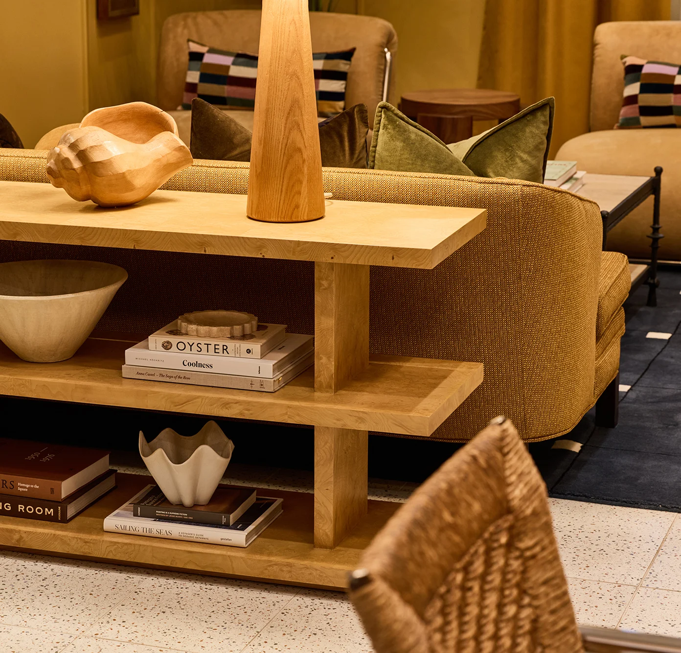 amb annsavannah savdr lobbyseating2