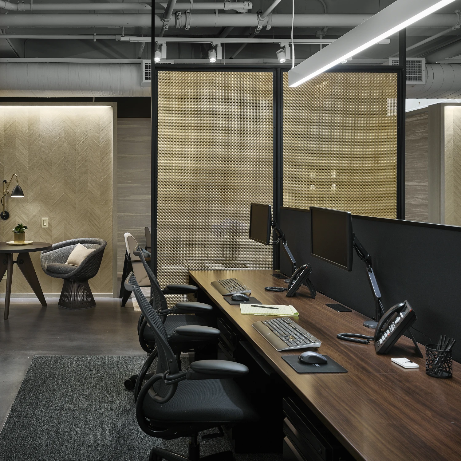 12 corcoran chelsea   desks cropped