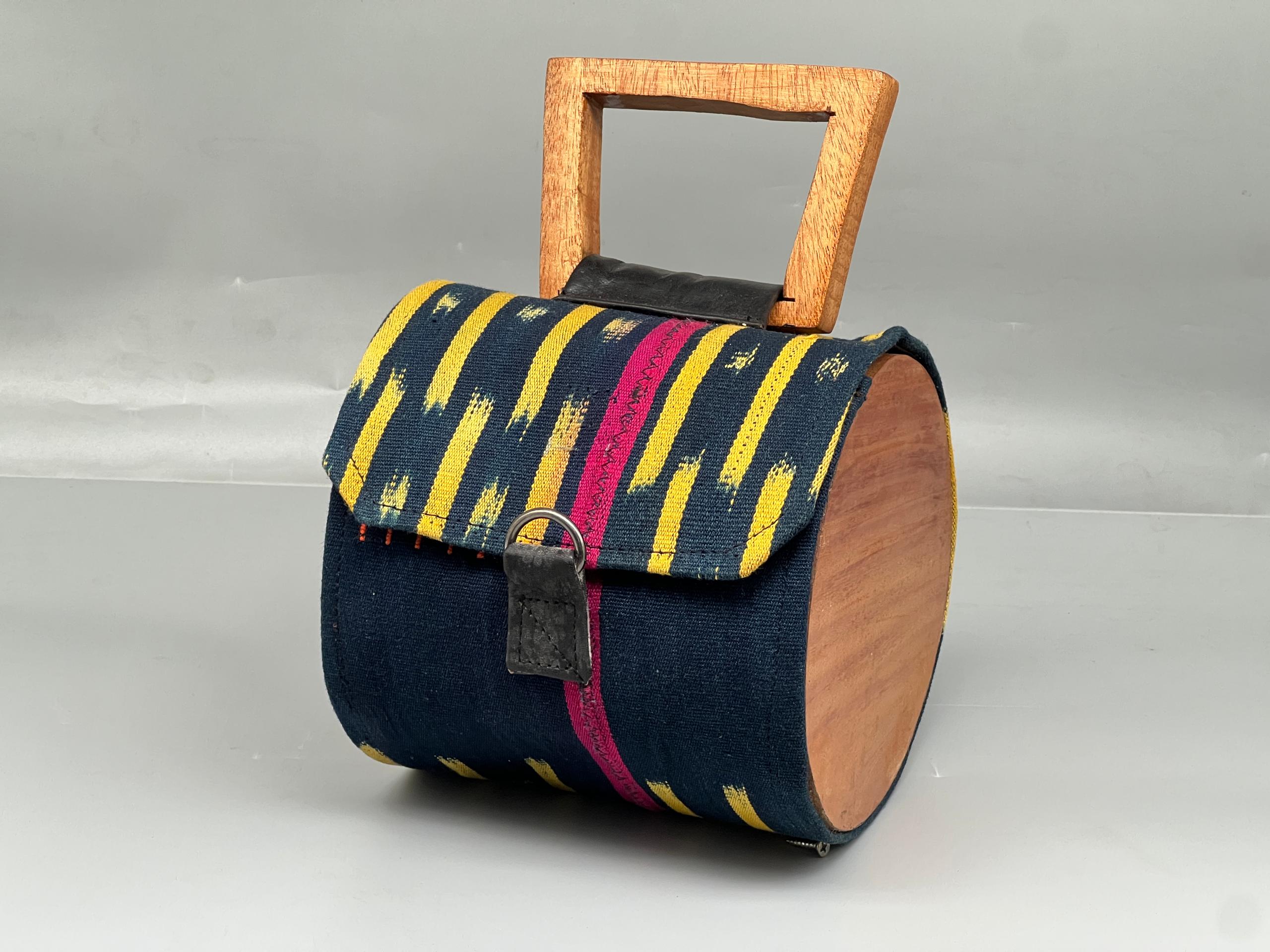 Baoulé & Mahogany Bag