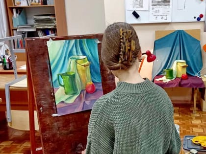 Юные художники Волгодонска «сразились» на этапе олимпиады «Архитектура и искусство»