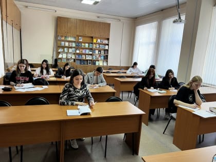 Продолжает работу кружок психолого-педагогических исследований