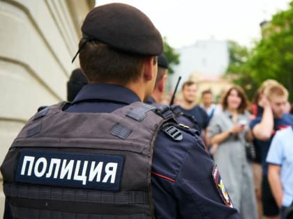 В Ростове бывших полицейских подозревают во взяточничестве и превышении полномочий