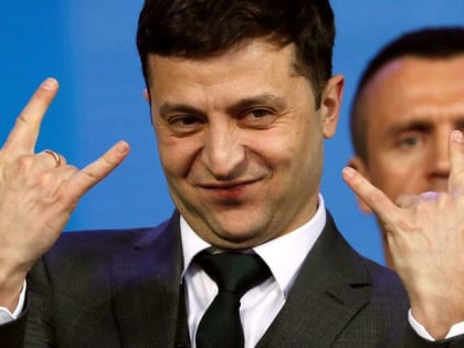 Экс-премьер Израиля Беннет заявил, что Президент РФ Владимир Путин обещал ему не устранять Зеленского