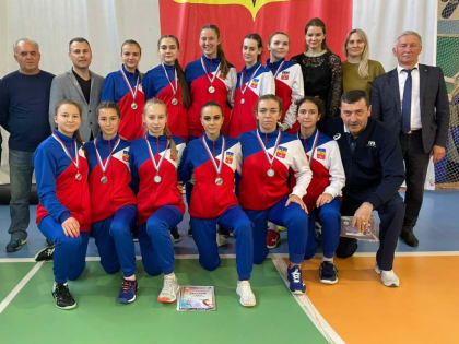 Женская сборная по волейболу «Волгодонск» завоевала серебро в чемпионате Ростовской области