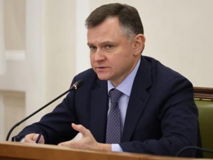 Юрий Слюсарь подписал документ об отставке двух министров Ростовской области