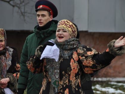 «Скоро, скоро Новый год»