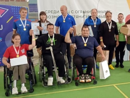 Инвалид из Новочеркасска завоевал «серебро» на турнире по настольному теннису в Ростове