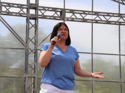 Ирина Жукова поздравила юных шахтинцев с Днем защиты детей