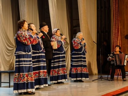 Фестиваль «Осенний листопад» в Волгодонске: праздник для пожилых людей