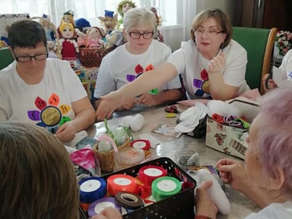 «Серебряные волонтеры» Целинского района поделились опытом работы с пожилыми людьми