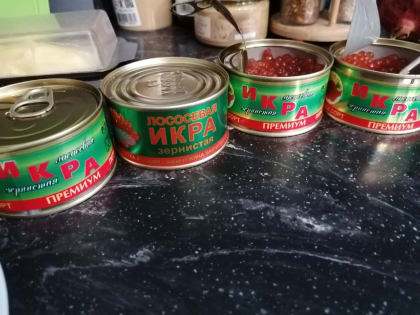 Фальшивой красной икрой снова начали торговать в Ростове