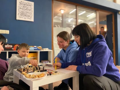 Молодогвардейцы Ростовской области встретили делегацию с ЛДНР