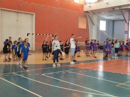 Смену окончили веселыми стартами