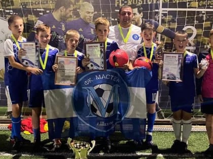 Шахтинские футболисты стали победителями в спортивном турнире