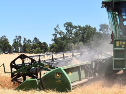 Сельхозтехнику из Ростова на 3,3 млн долларов арестовала киевская прокуратура в июле