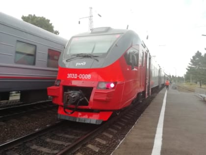 На три дня перестанут курсировать несколько поездов Ростов – Лихая
