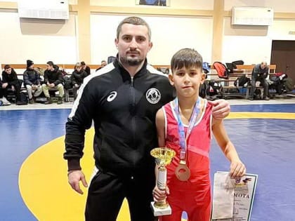 Волгодончанин Руслан Тешабаев — бронзовый призёр первенства области