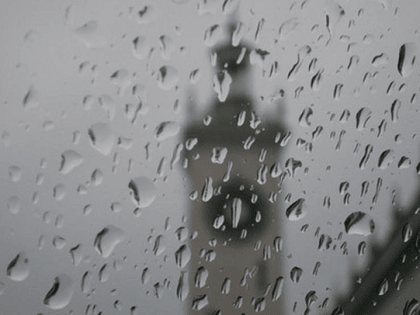 В Сочи объявлено штормовое предупреждение 14 июня из-за погодных условий