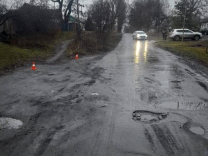 В Новошахтинске водитель сбил 15-летнего подростка и скрылся