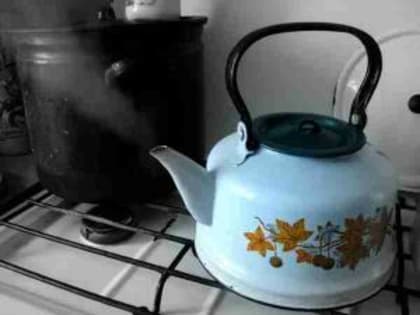 В Таганроге пенсионерка поставила греть чайник и едва не сожгла квартиру