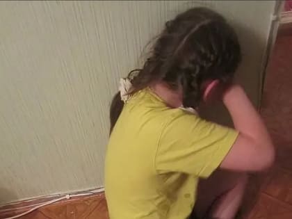 Родной отец пошёл на инцест с малолетней дочерью