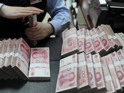 Покупка юаней в резервы ослабит курс рубля и поддержит российскую экономику