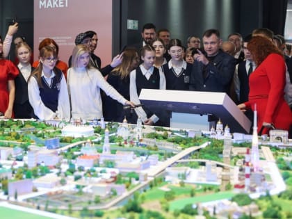 Слюсарь поручил включить объекты культуры в маршруты внутреннего туризма на Дону