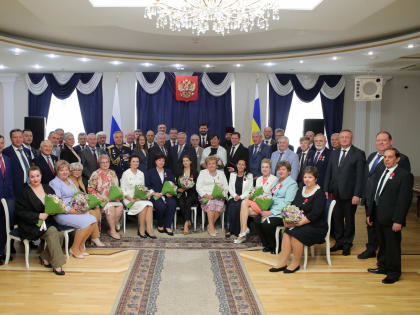 В день юбилея Ростовской области губернатор вручил госнаграды лучшим представителям Дона