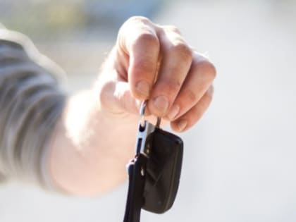 Власти Ростовской области приобретут три машины за 14 млн рублей